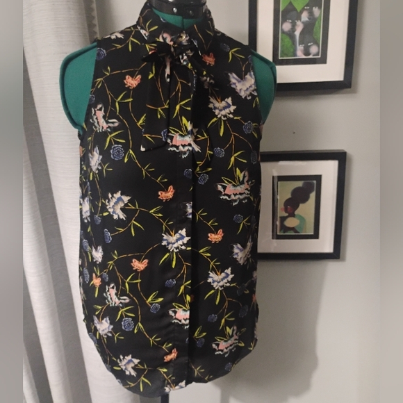 H&M Black Floral Sleeveless Self-Tie Blouse Sz 10 - Picture 11 of 11